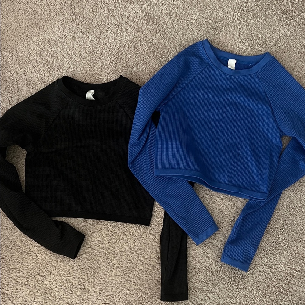 Aerie Black and Blue Crop Tops